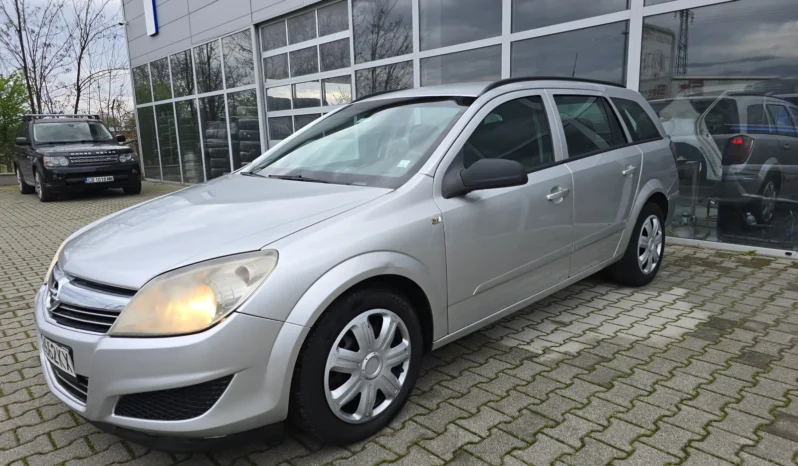 
								Opel Astra full									